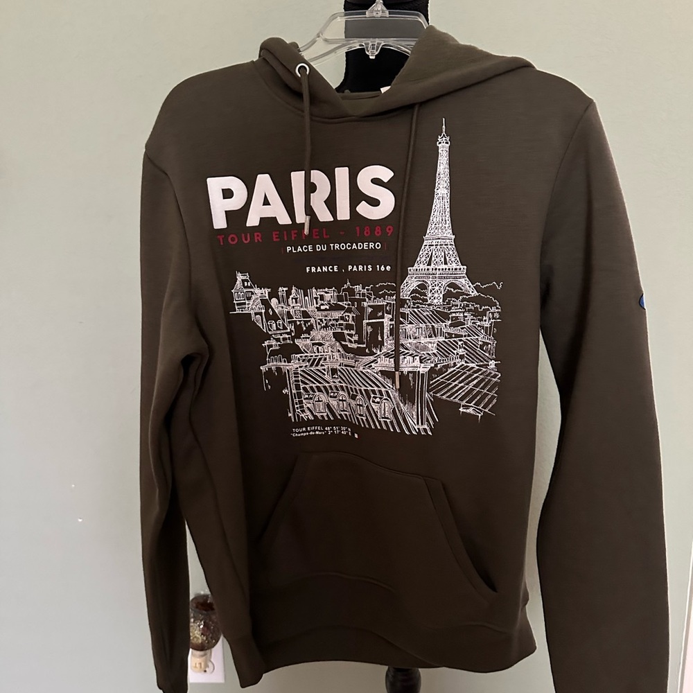 Glam‎ Olive Paris Graphic Hoodie. Unisex. Size Medium. New with tag. - Picture 2 of 14